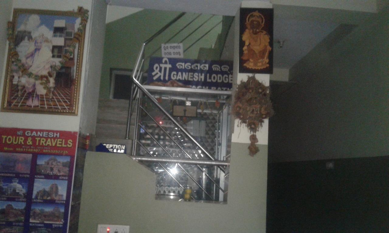 פורי Ganesh Lodge מראה חיצוני תמונה